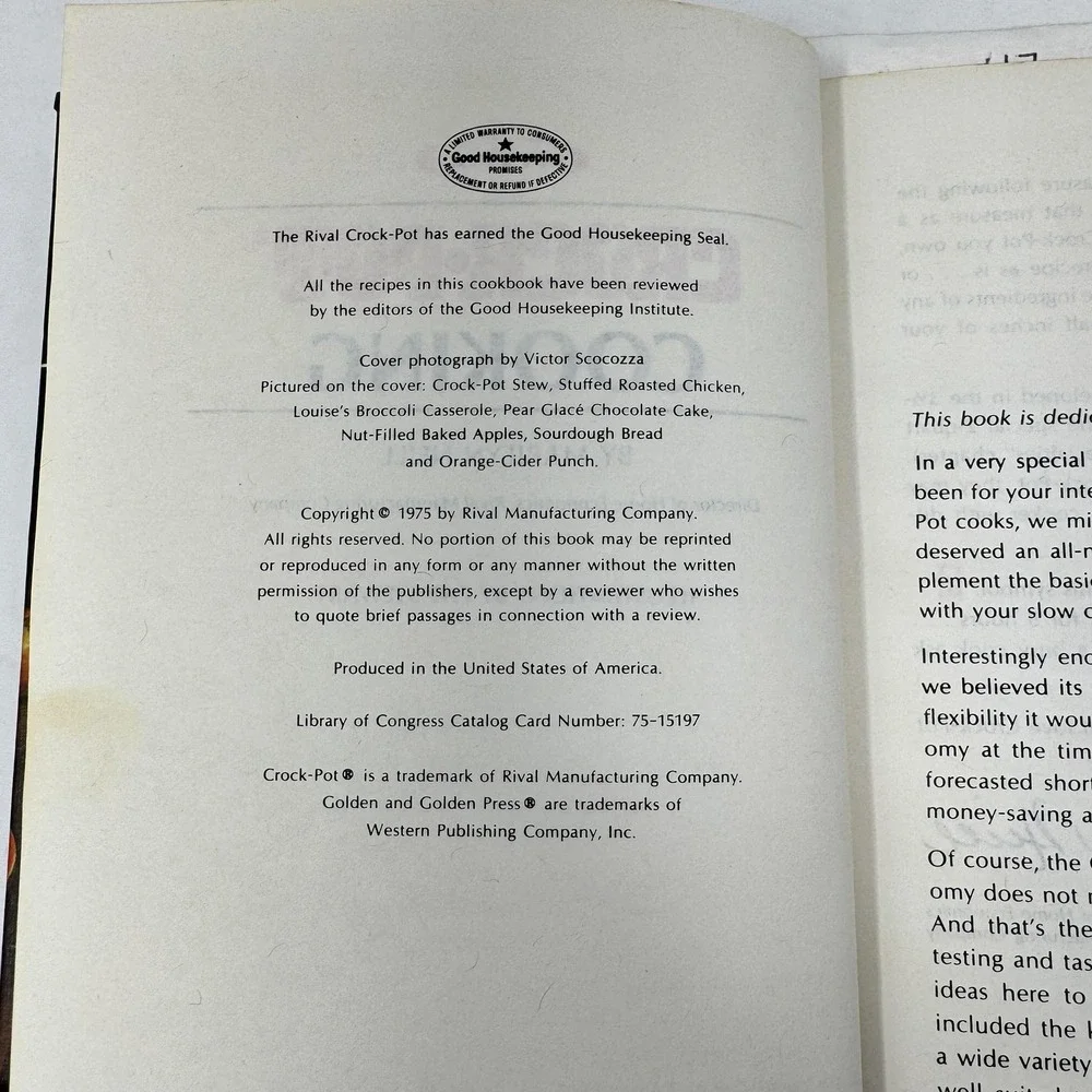 Vintage Crock-Pot Cooking Neill HC Linden Press Illustrated Pat Stewart 1975 USA